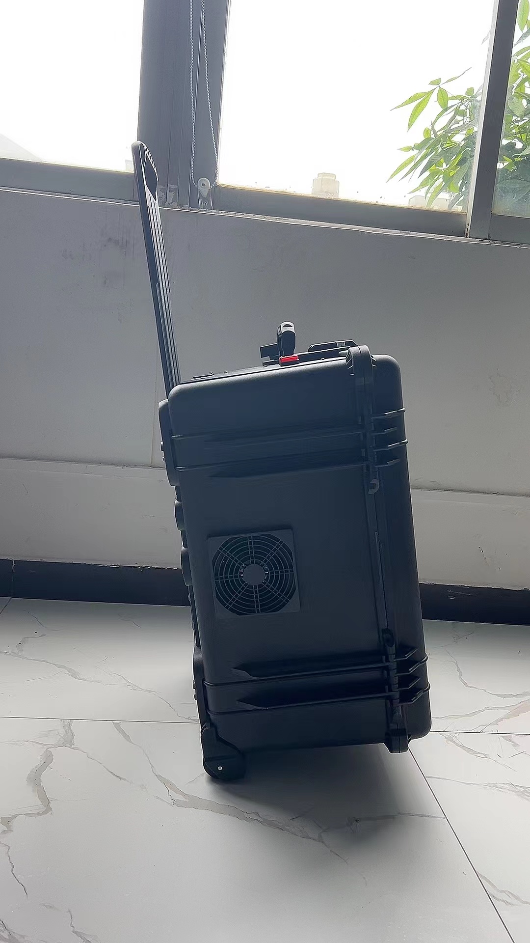 罗庄手拉箱型移动通信干扰器